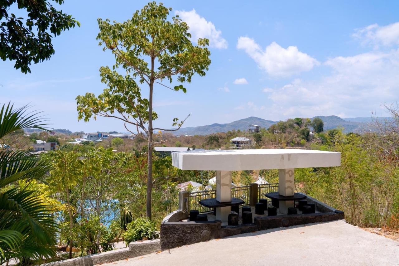 Monte Prundi Hotel Labuan Bajo Esterno foto